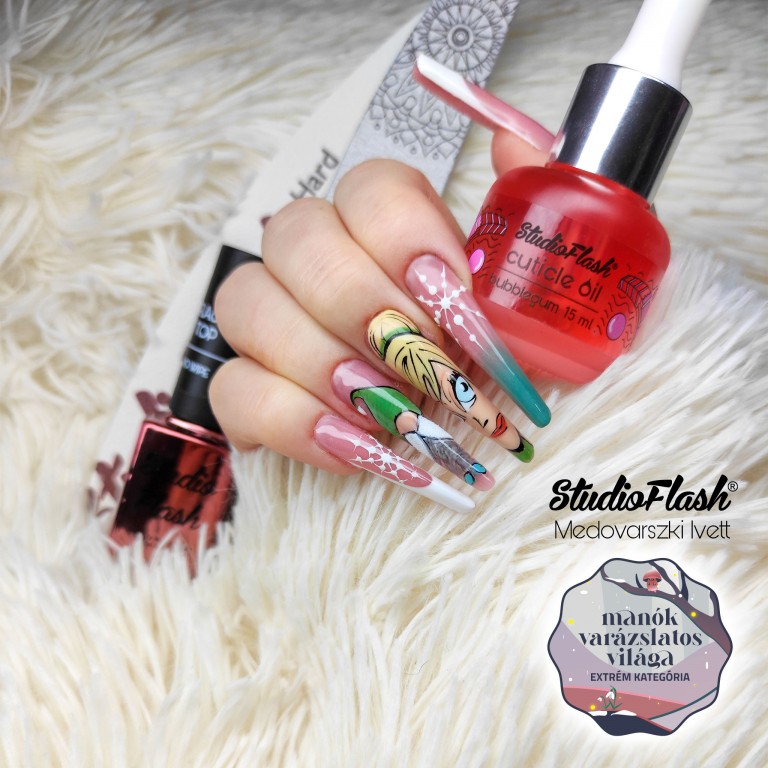 manot-tundert-gel-lakkokkal-festettem