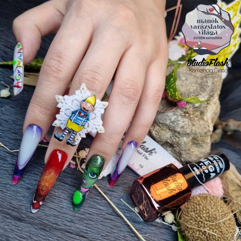 Porcelánból készült köröm