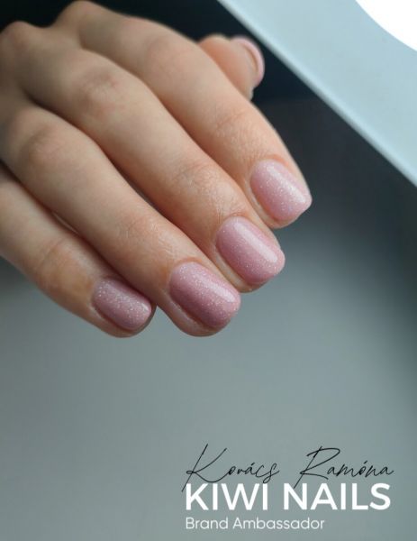 Kiwi Nails Galaxy Glitter Top fényzselé csillámos körömfotó